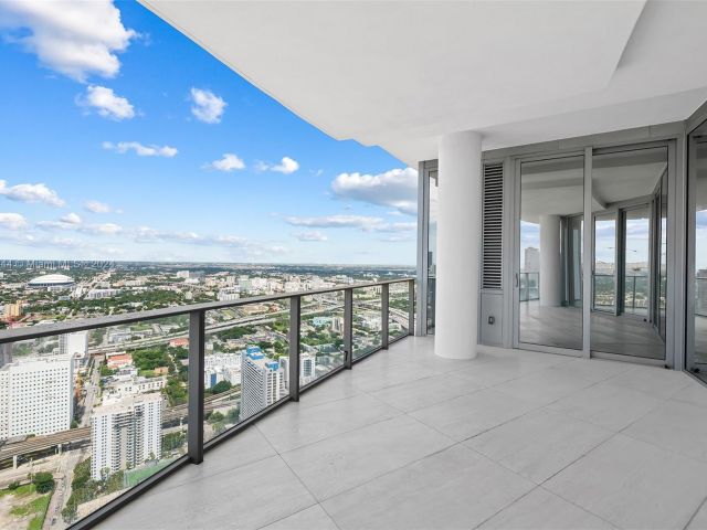 Apartment for sale  Unit #PH 5412 - photo 6922782