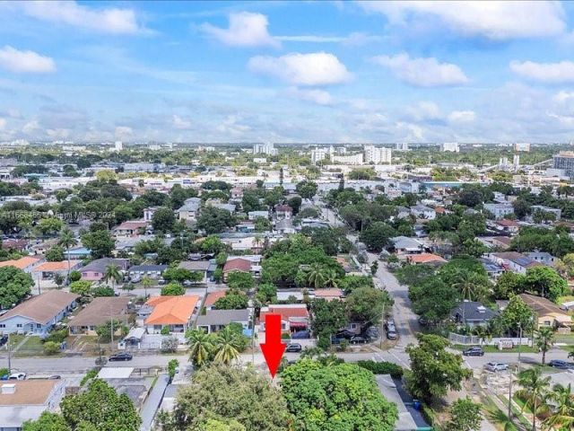 Home for sale at 1810 NW 16th Ter - photo 5730710