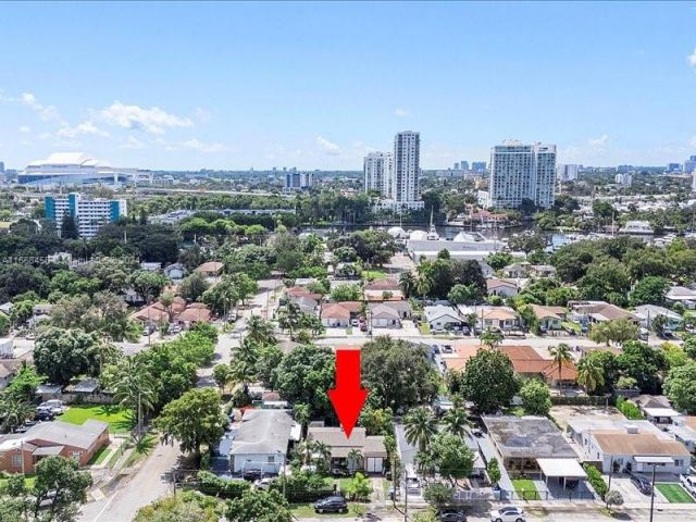 Home for sale at 1810 NW 16th Ter - photo 5730715