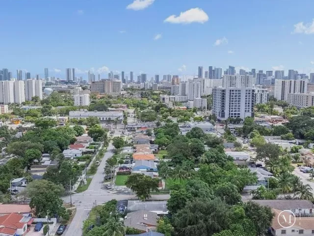 2-bedroom home for sale in Miami - 1810 NW 16th Ter - MondialRealty