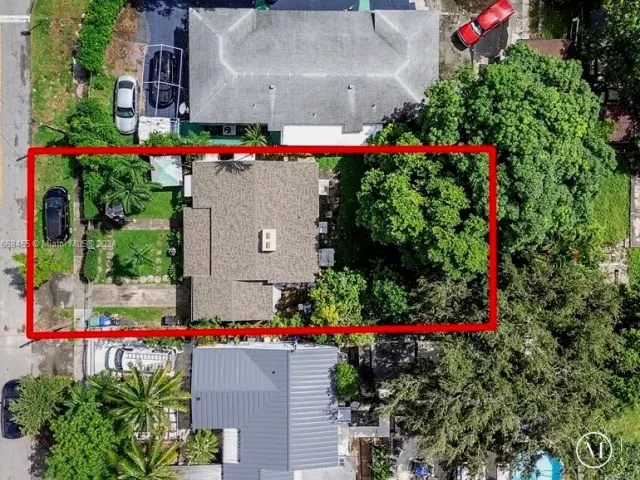 2-bedroom home for sale in Miami - 1810 NW 16th Ter - MondialRealty