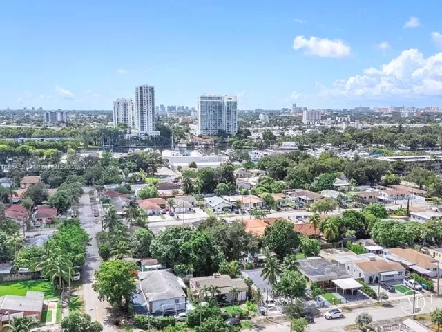2-bedroom home for sale in Miami - 1810 NW 16th Ter - MondialRealty