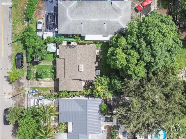 2-bedroom home for sale in Miami - 1810 NW 16th Ter - MondialRealty