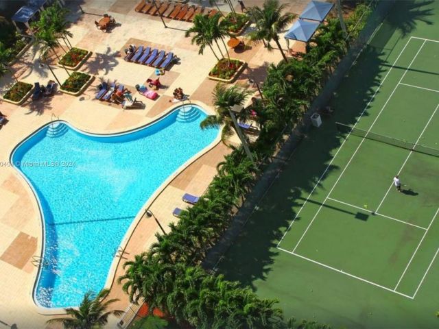 Apartment for sale  Unit #207 - photo 5648335