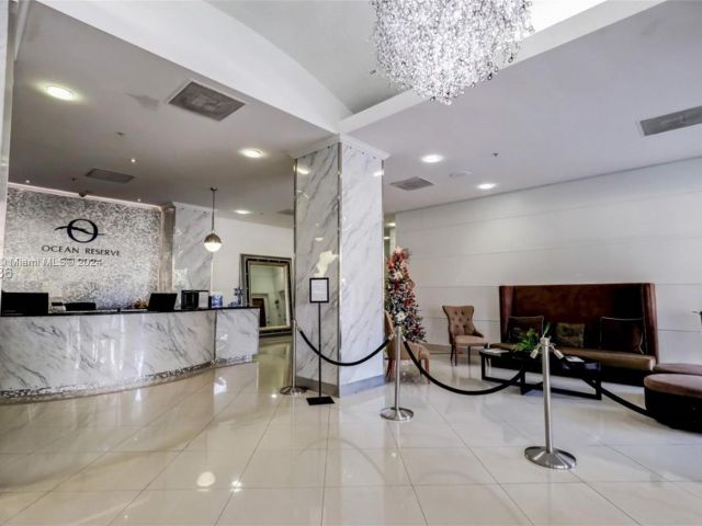 Apartment for sale  Unit #207 - photo 5648336