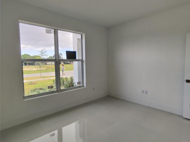 Home for sale at 16677 SW 292 ST - photo 5752823