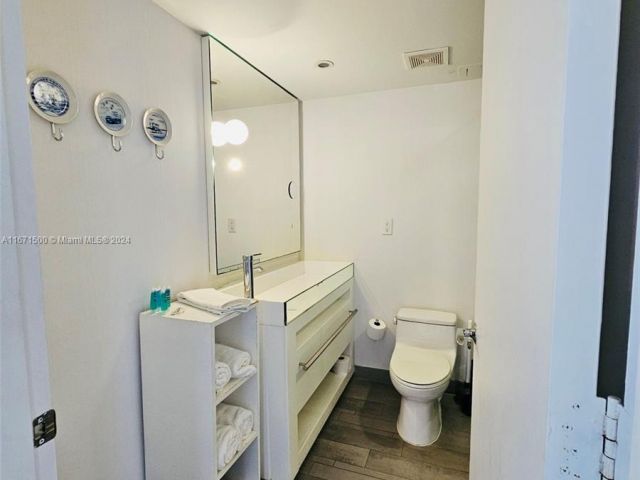 condo for sale in Miami Beach - 1100 West Ave 908 - MondialRealty