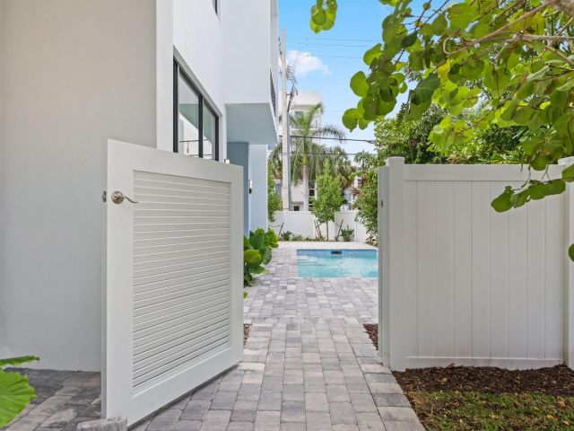 Home for sale at 204 Osceola Park Lane - photo 6265066