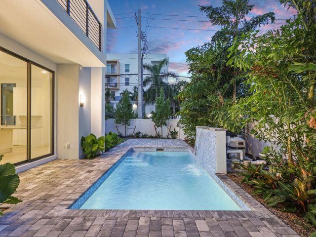 Home for sale at 204 Osceola Park Lane - photo 6265074