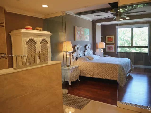 Apartment for rent  Unit #430 - photo 5647356