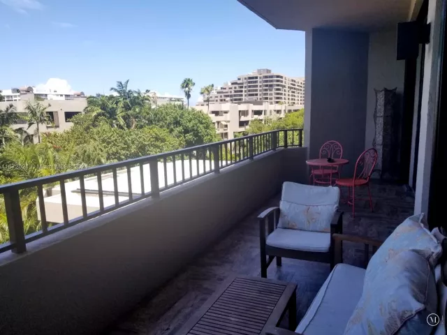 Apartment for rent  Unit #430 - photo 5647361