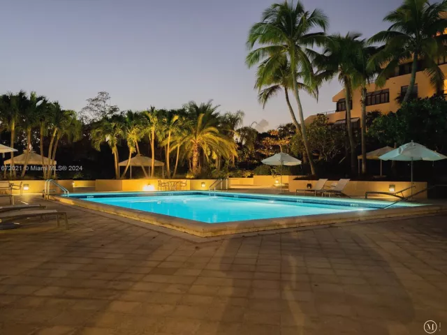 Apartment for rent  Unit #430 - photo 5647342