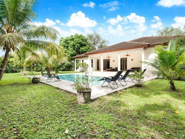 Home for sale at 8240 SW 98th St - photo 6260852