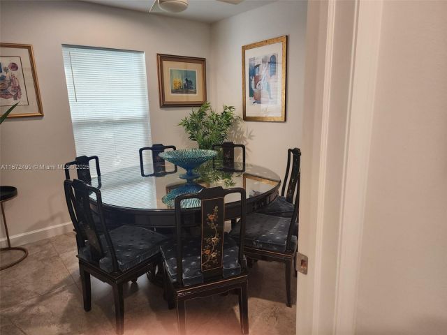 Home for rent at 413 SW 10th St - photo 5537863