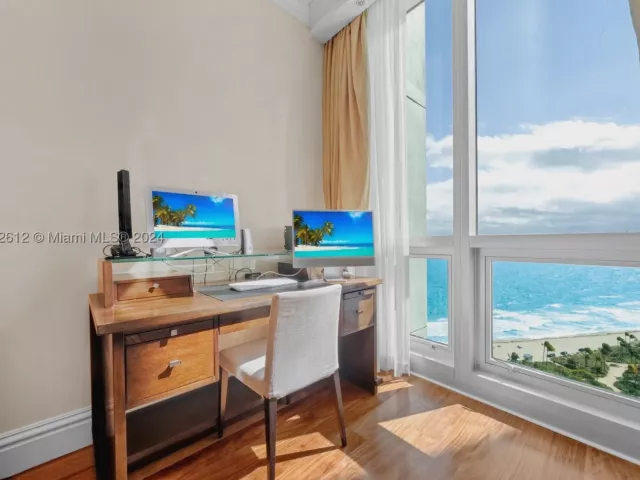 2-bedroom condo for rent in Bal Harbour - 10295 Collins Ave 1605 - MondialRealty
