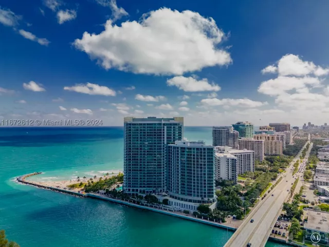 2-bedroom condo for rent in Bal Harbour - 10295 Collins Ave 1605 - MondialRealty