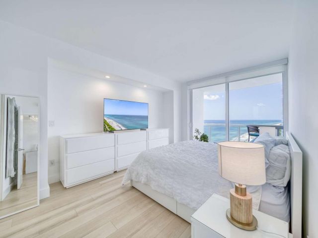 Apartment for sale  Unit #2406 - photo 5697926