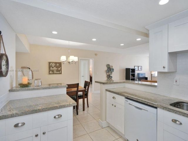 Apartment for sale  Unit #1216 - photo 7514356