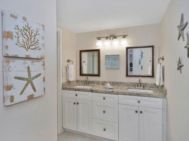 Apartment for sale  Unit #1216 - photo 7514357