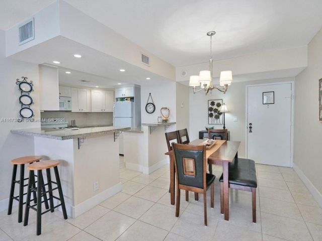 Apartment for sale  Unit #1216 - photo 7514360