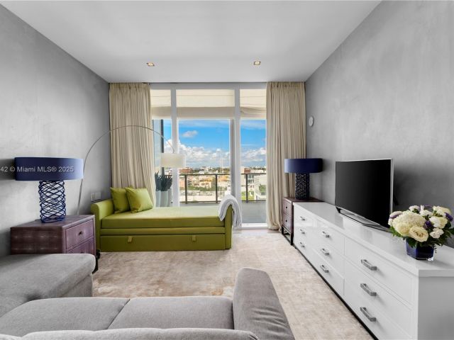 Apartment for sale  Unit #901 - photo 6109439