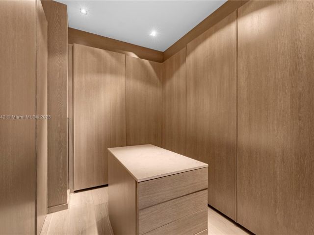 Apartment for sale  Unit #901 - photo 6109440