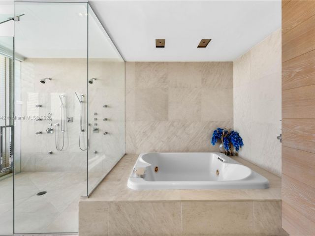 Apartment for sale  Unit #901 - photo 6109441