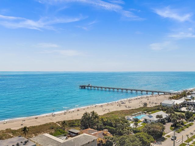 Home for sale at 462 NE 21st Avenue (N. Ocean Drive) - photo 6381852