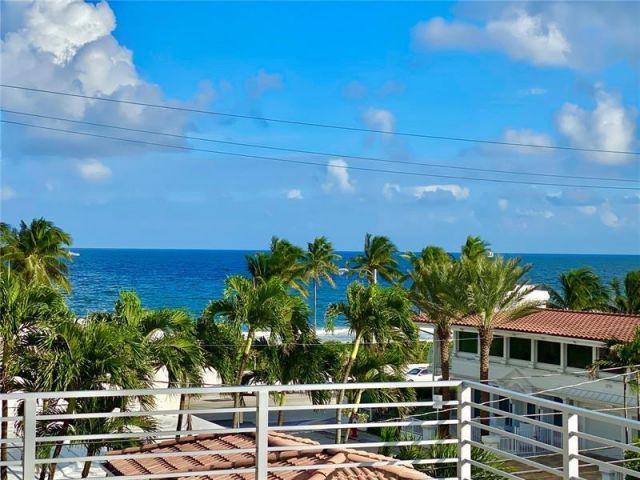 Home for sale at 3325 NE 18TH - photo 6056766