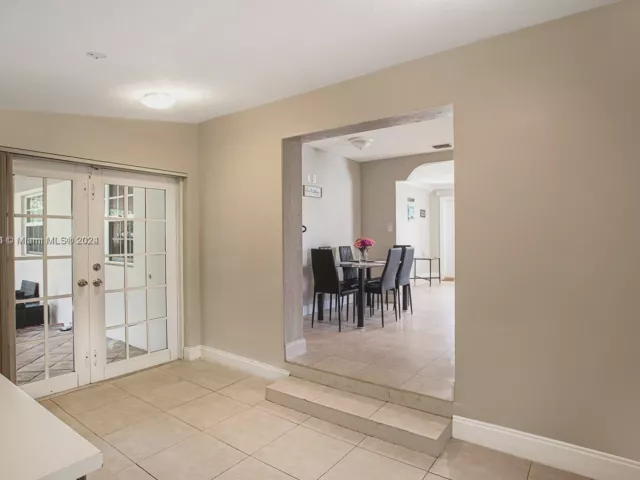 3-bedroom home for sale in Hollywood - 1531 Moffett St - MondialRealty