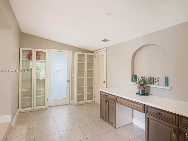 3-bedroom home for sale in Hollywood - 1531 Moffett St - MondialRealty