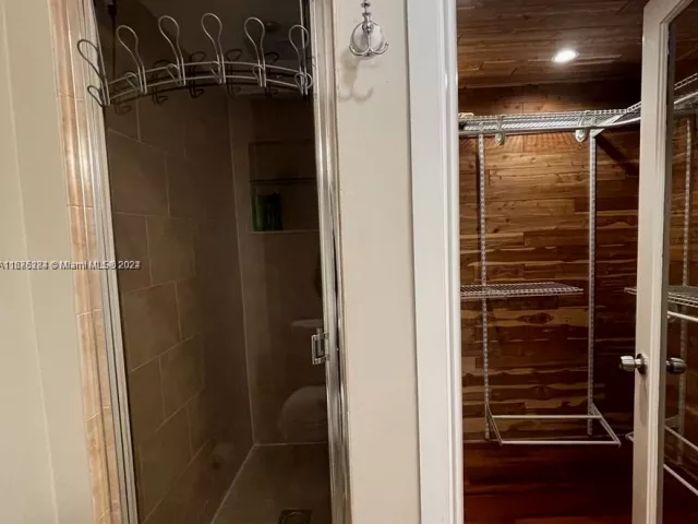 3-bedroom home for sale in Hollywood - 1531 Moffett St - MondialRealty