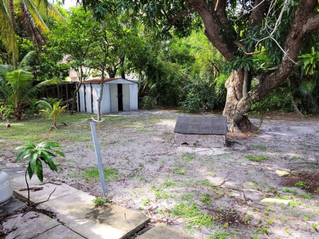 Home for sale at 1309 NW 3rd Ave - photo 5982720