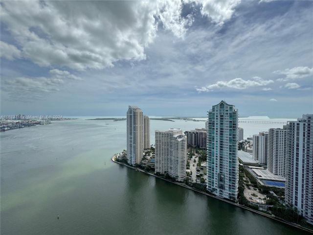 Apartment for sale  Unit #LPH 19 - photo 5638763