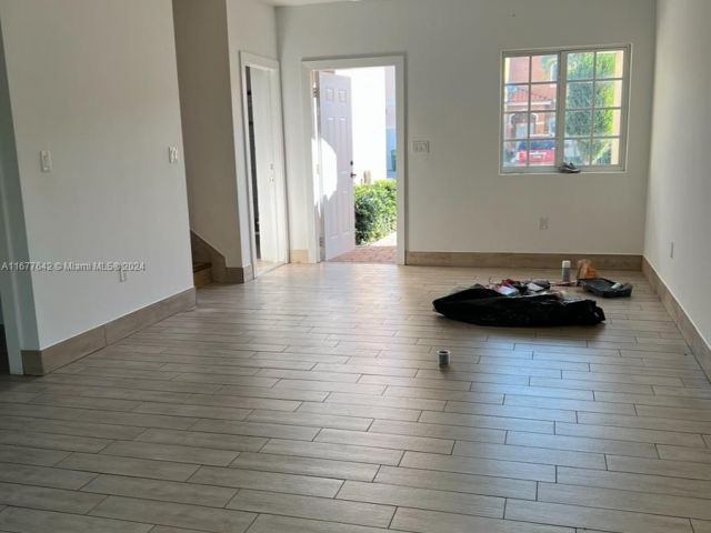 3-bedroom home for rent in Homestead - 1258 NE 5th St 1234 - MondialRealty