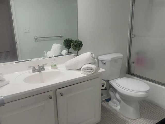 Apartment for sale  Unit #1610 - photo 6222731