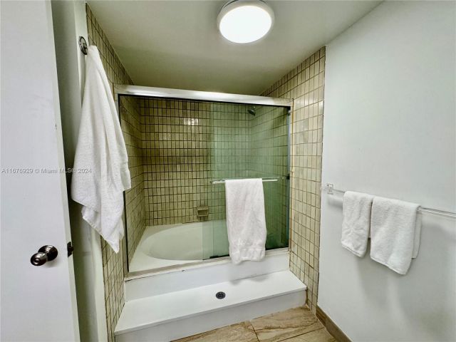 Apartment for rent  Unit #324 - photo 5647893