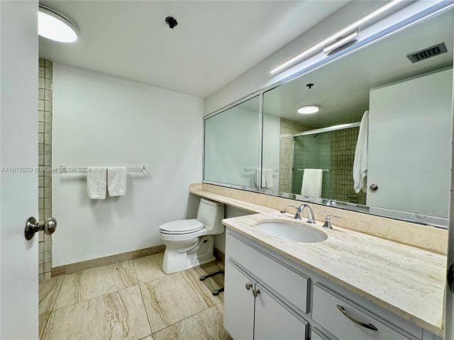 Apartment for rent  Unit #324 - photo 5647895