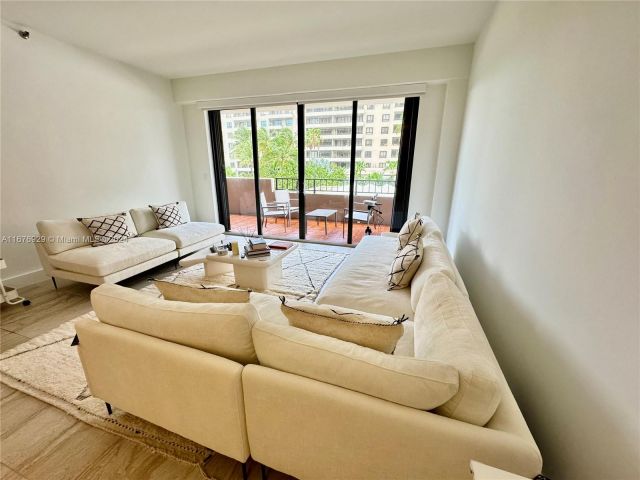 Apartment for rent  Unit #324 - photo 5647903