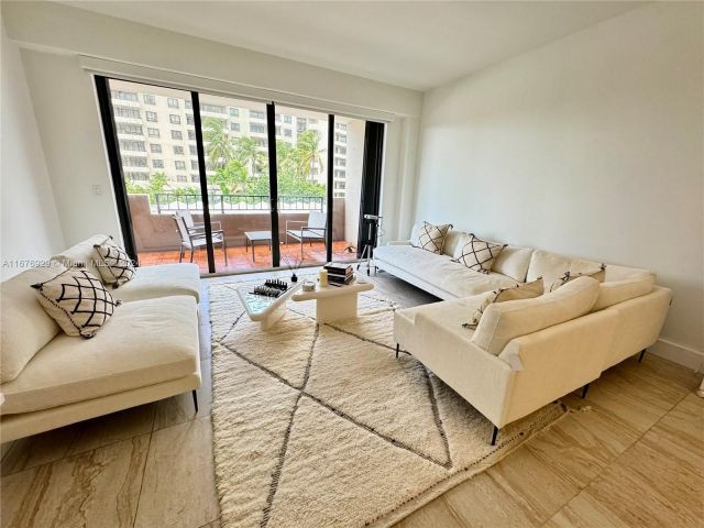 Apartment for rent  Unit #324 - photo 5647909