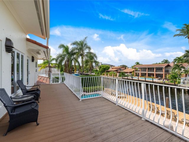 Home for sale at 3061 NE 44th st - photo 5891172