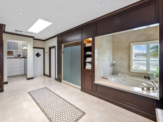 Home for sale at 3061 NE 44th st - photo 5891174