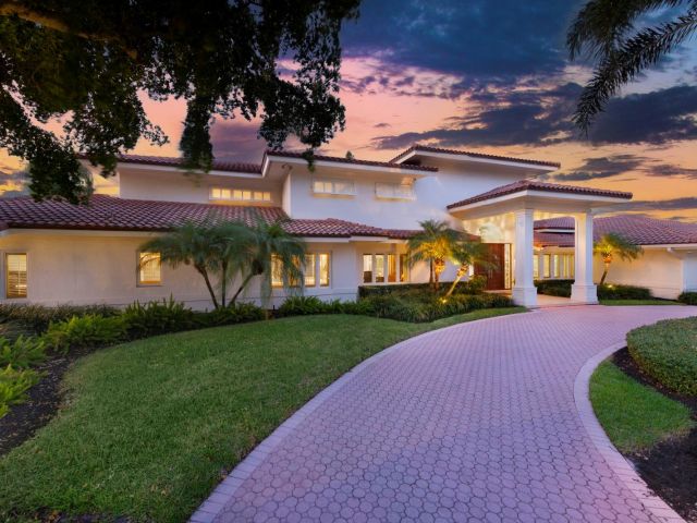 Home for sale at 3061 NE 44th st - photo 5891190