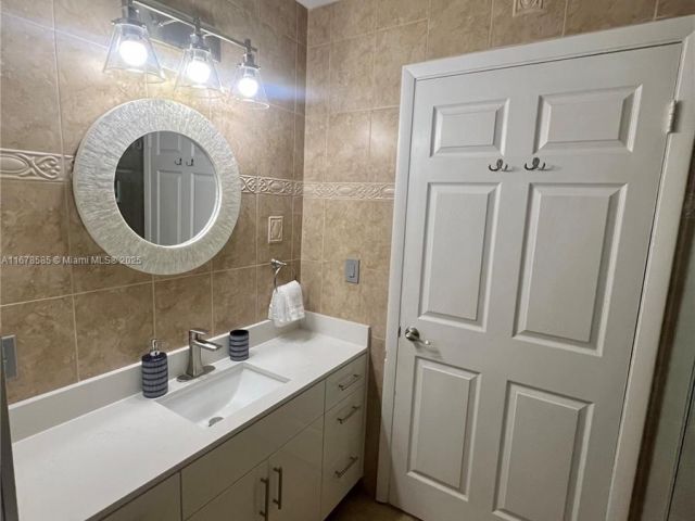 Apartment for sale  Unit #BAY21 - photo 5685228