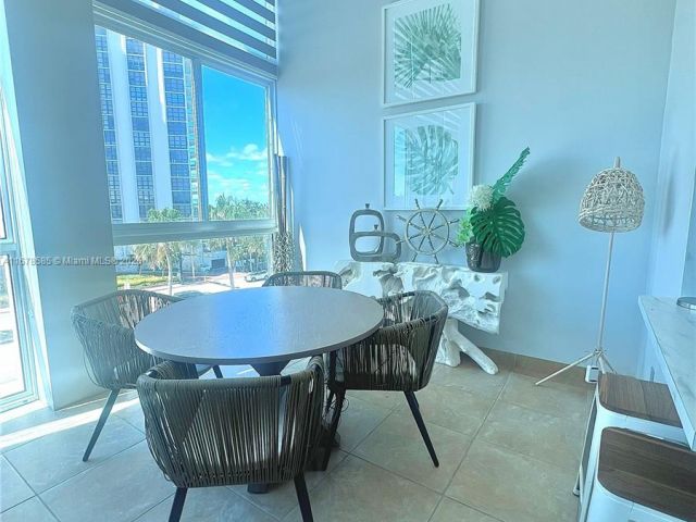 Apartment for sale  Unit #BAY21 - photo 5685233