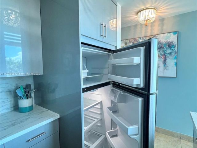 Apartment for sale  Unit #BAY21 - photo 5685235