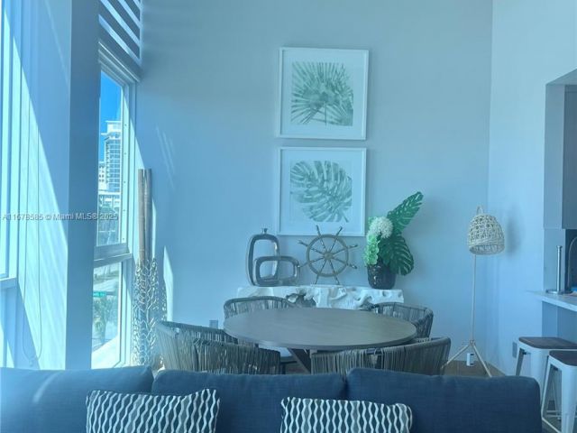 Apartment for sale  Unit #BAY21 - photo 5685238