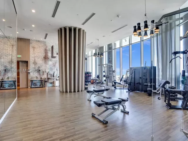 3-bedroom condo for sale in Hollywood - 4111 S Ocean Dr 1201 - MondialRealty