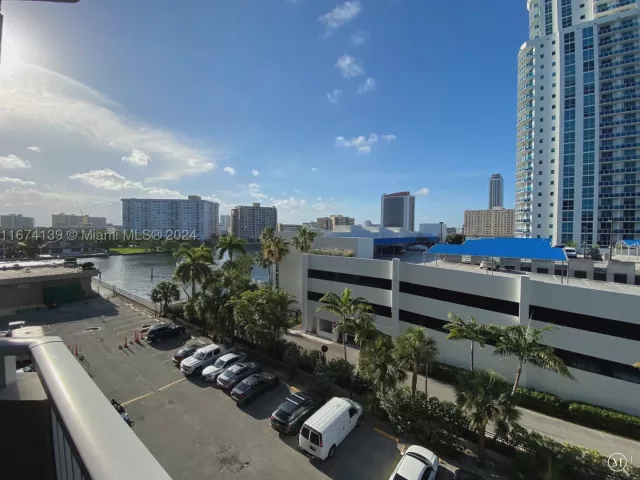 1-bedroom condo for sale in Hallandale Beach - 1965 S Ocean Dr 4D - MondialRealty