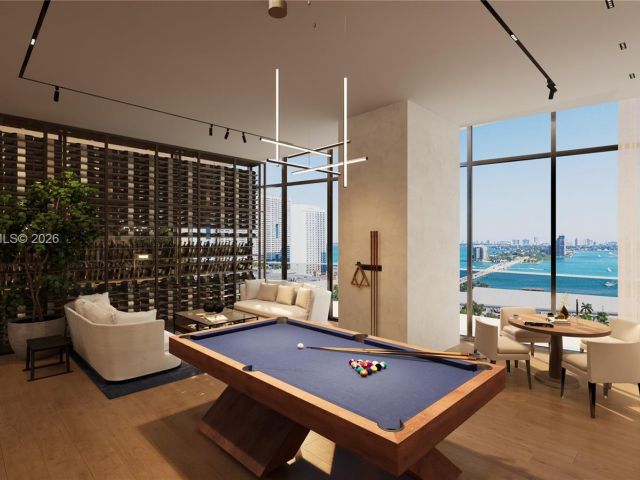 4-bedroom condo for sale in Miami - 1400 Biscayne Boulevard 5104 - MondialRealty
